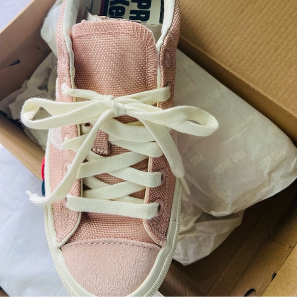NWOT Pro- Keds Blush Canvas Sneakers - Picture 1 of 6